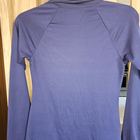 NFL Team Apparel Sz M All Sport Couture NEW ENGLAND PATRIOTS Long Sleeve Top - Picture 2 of 3